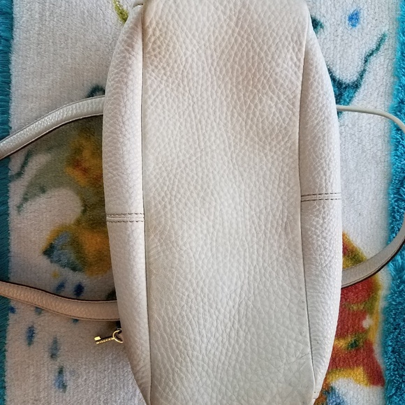 Fossil Pebbled Leather Bone White Bag - Picture 5 of 7